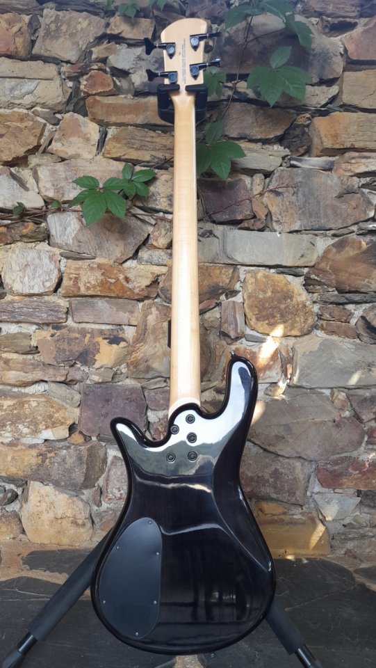 Spector Legend 4 Classic (Korea) / previo Glockenklang y pastillas Aguilar de segunda mano · Foto 7 de 8 · Guadalajara · 850 €