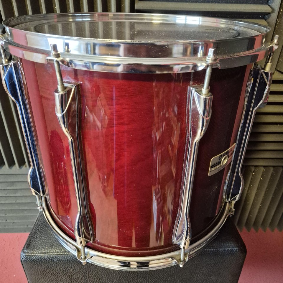 Tom 14" YAMAHA 9000 Recording Custom Cherry Wood de segunda mano · Foto 8 de 10 · Cantabria · 500 €