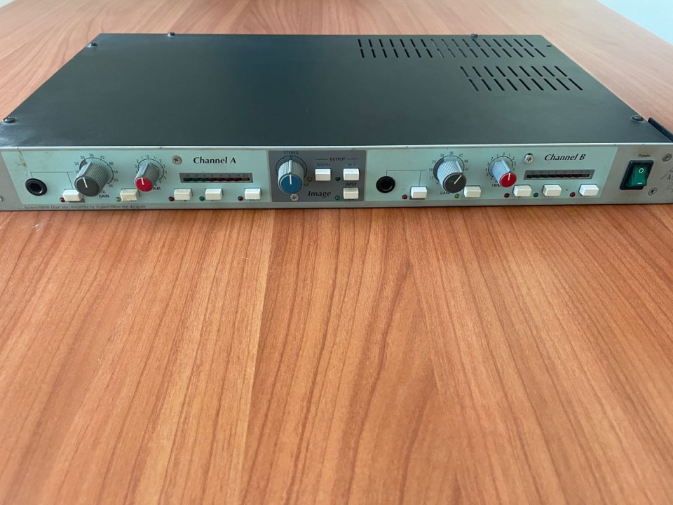 Vendo Previo AMek Neve 9098