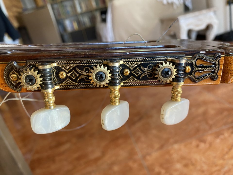 Guitarra Manuel Contreras 1a Especial 1999 - Palo Santo de Rio - Media caja de segunda mano · Foto 4 de 10 · Madrid · 5900 €