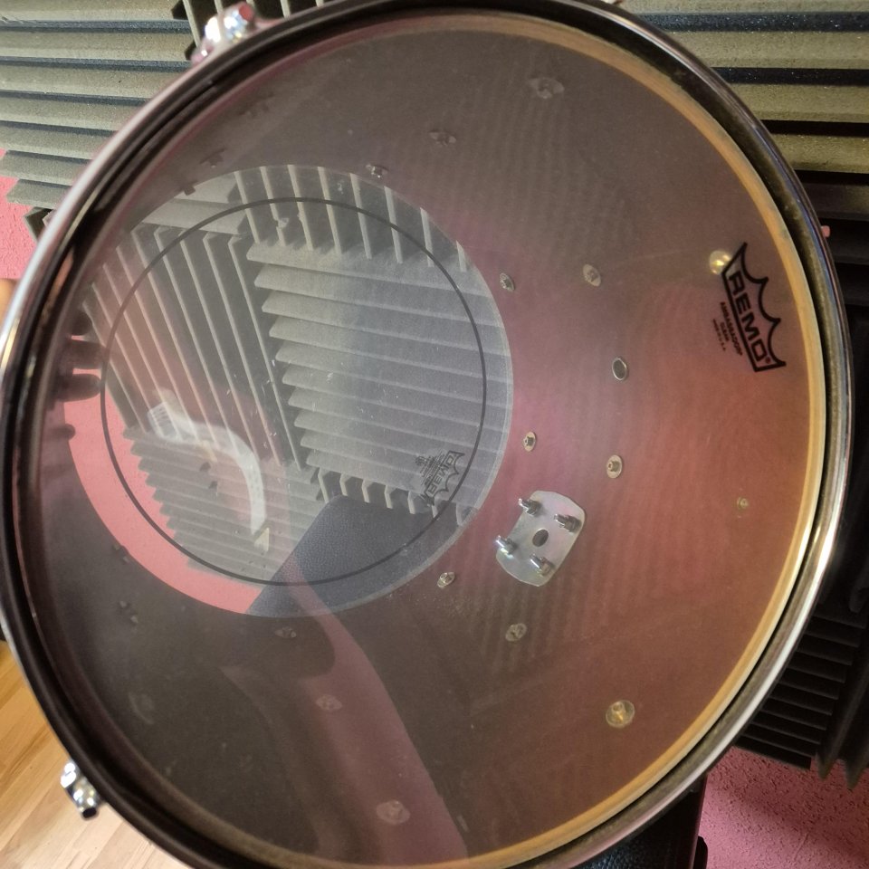 Tom 14" YAMAHA 9000 Recording Custom Cherry Wood de segunda mano · Foto 9 de 10 · Cantabria · 500 €