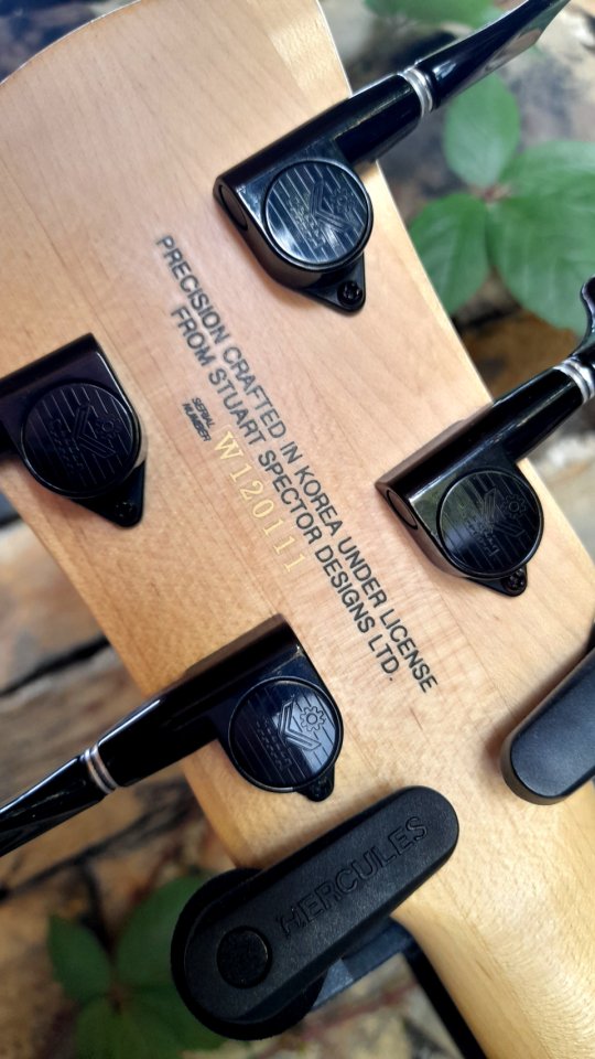 Spector Legend 4 Classic (Korea) / previo Glockenklang y pastillas Aguilar de segunda mano · Foto 8 de 8 · Guadalajara · 850 €