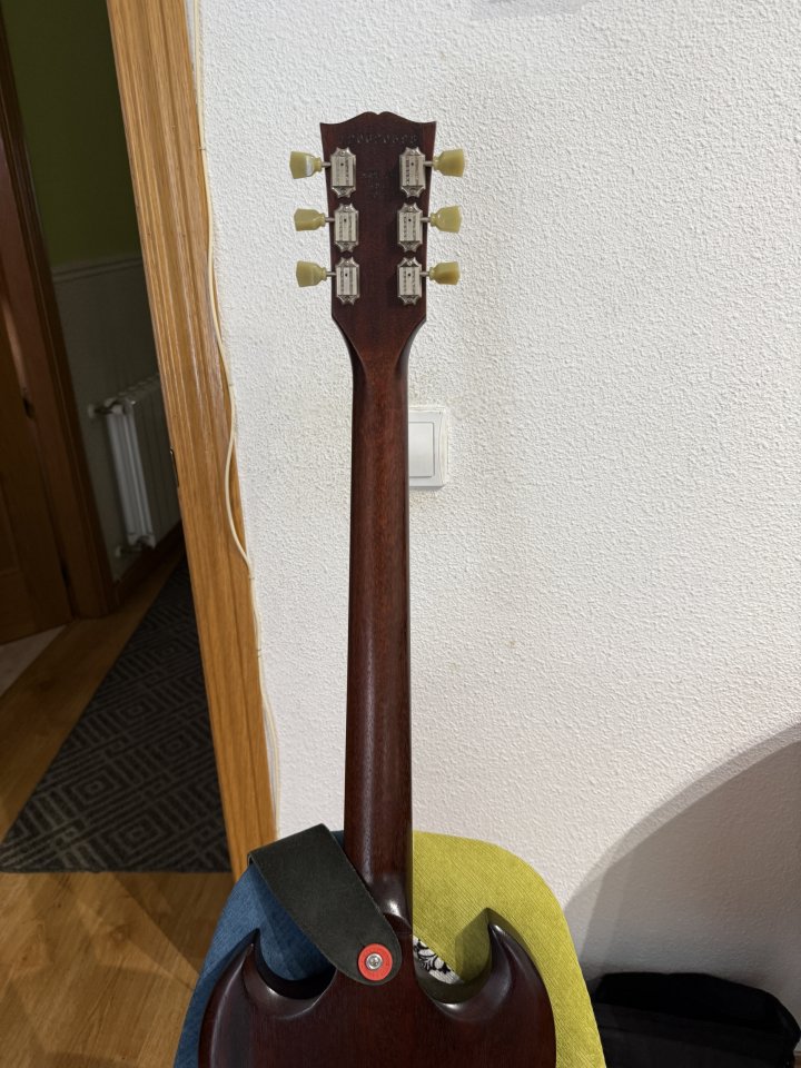 Gibson SG Special Faded Worn Brown de segunda mano · Foto 5 de 9 · Madrid