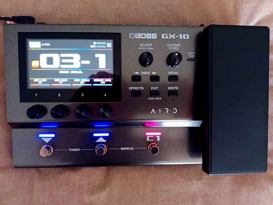 Boss GX-10