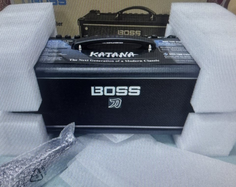 Boss Katana Head Gen3 nuevo de segunda mano · Foto 6 de 7 · Badajoz · 300 €