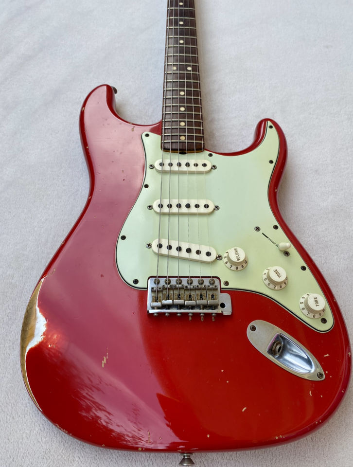 Fender Stratocaster 63 Masterbuilt John Cruz Relic de segunda mano · Foto 1 de 10 · Barcelona · 11800 €