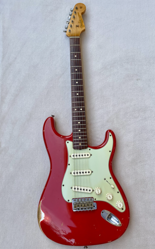 Fender Stratocaster 63 Masterbuilt John Cruz Relic de segunda mano · Foto 2 de 10 · Barcelona · 11800 €
