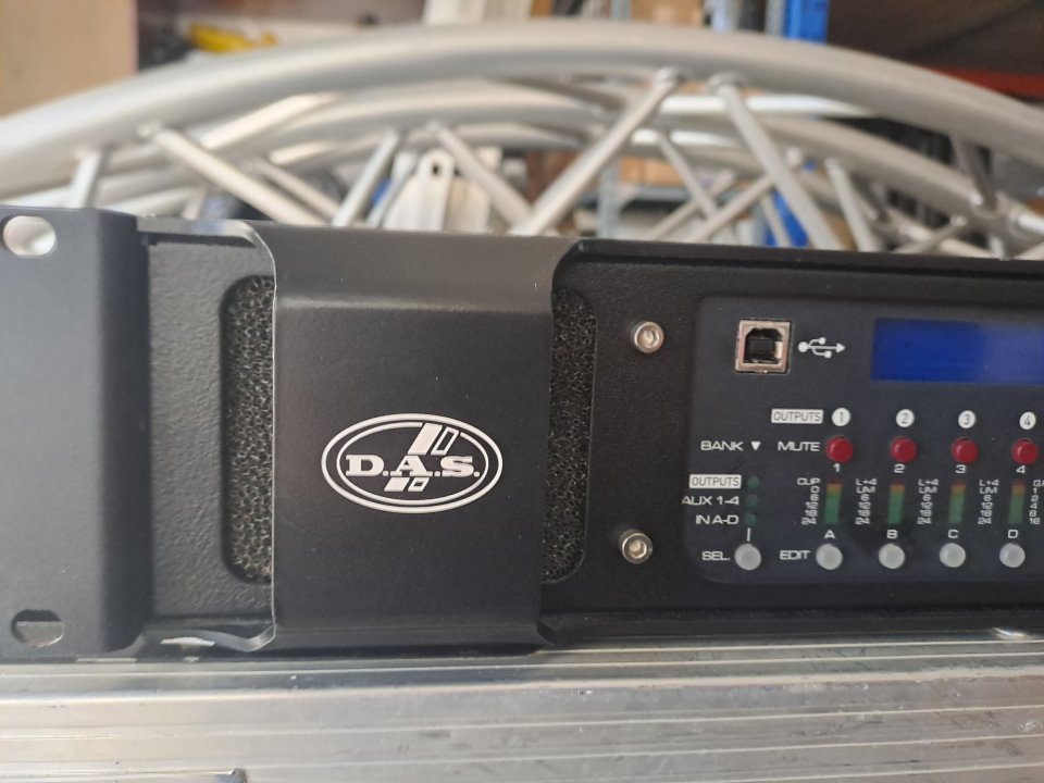 DAS DX 80i Amplificador Digital Das 4 Canales Con Dsp