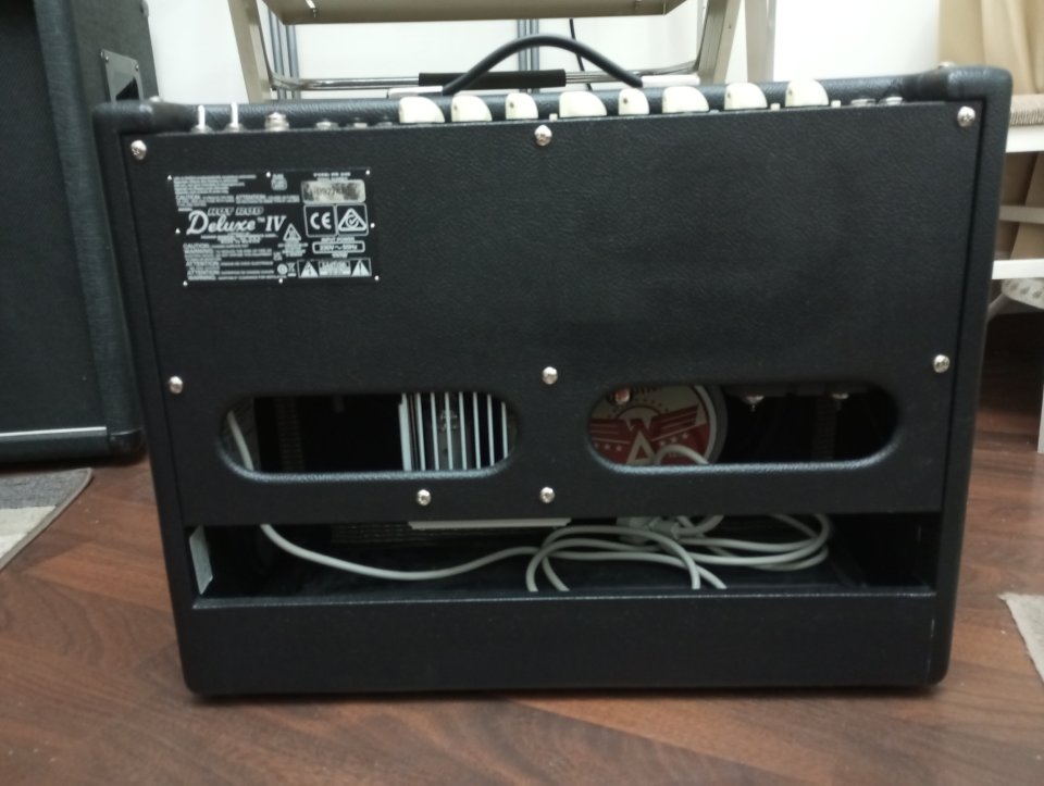 FENDER hot rod DELUXE IV