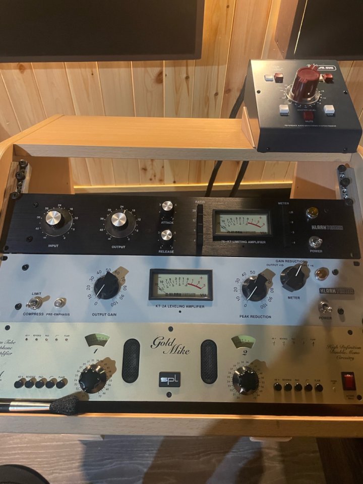 Klark teknik 1176 de segunda mano · Foto 1 de 3 · Araba · 100 €
