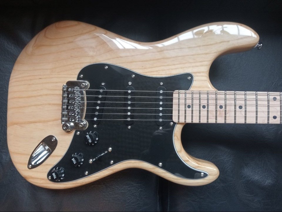 G&L Tribute Legacy Natural