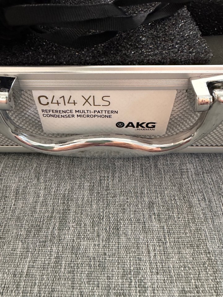AKG C414 XLS de segunda mano · Foto 8 de 8 · Málaga · 600 €