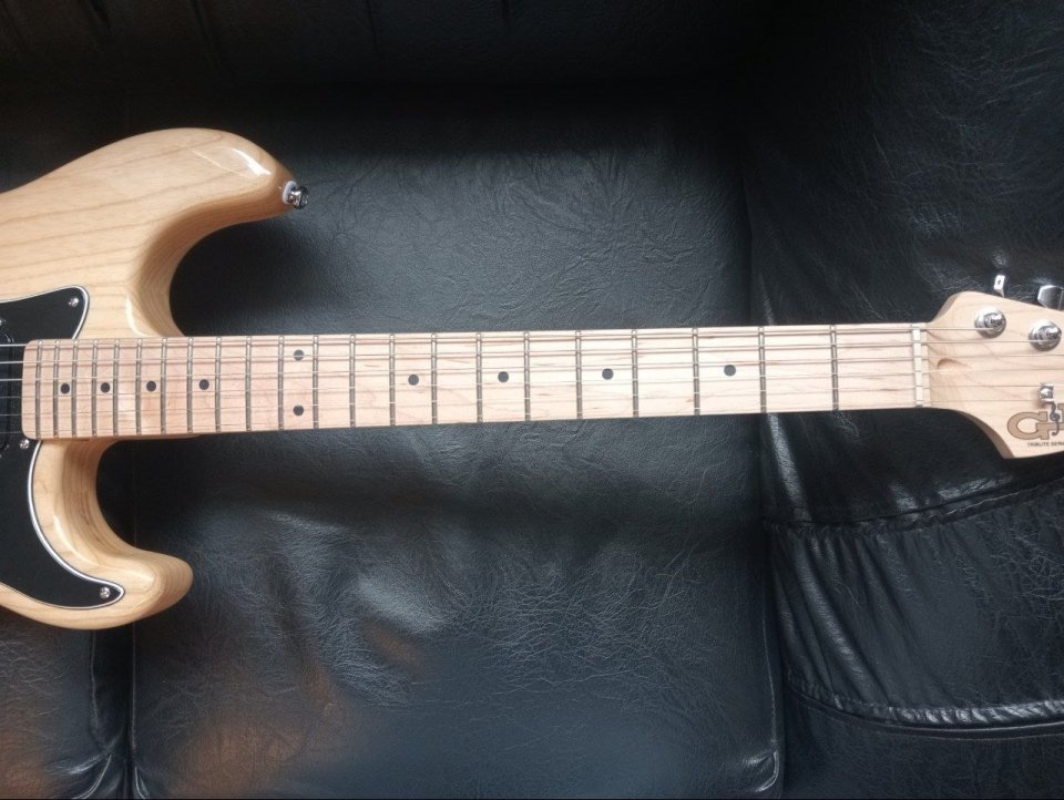 G&L Tribute Legacy Natural