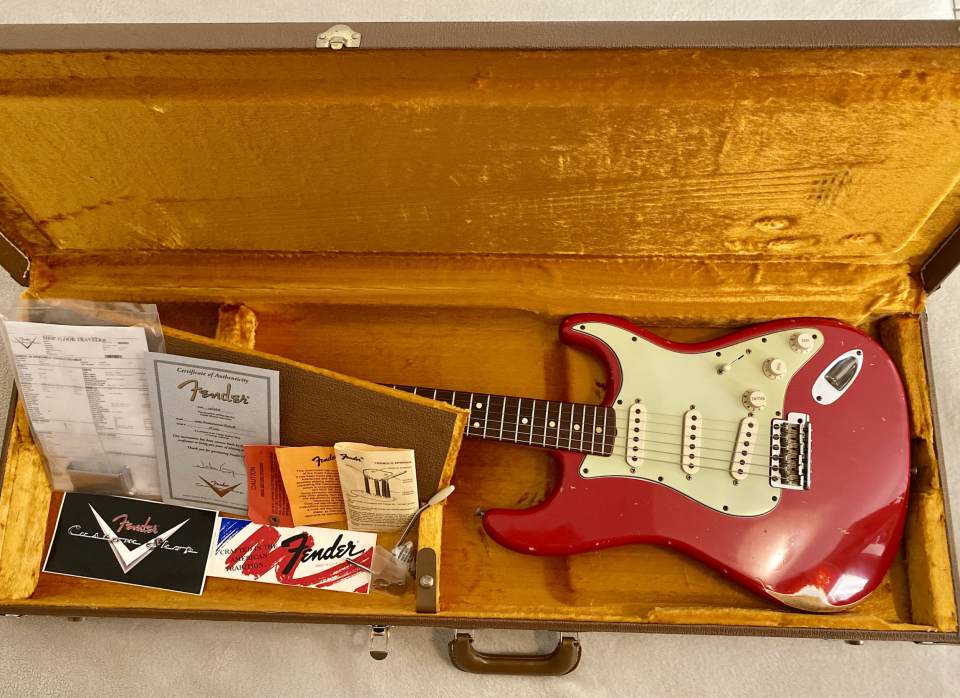 Fender Stratocaster 63 Masterbuilt John Cruz Relic de segunda mano · Foto 10 de 10 · Barcelona · 11800 €
