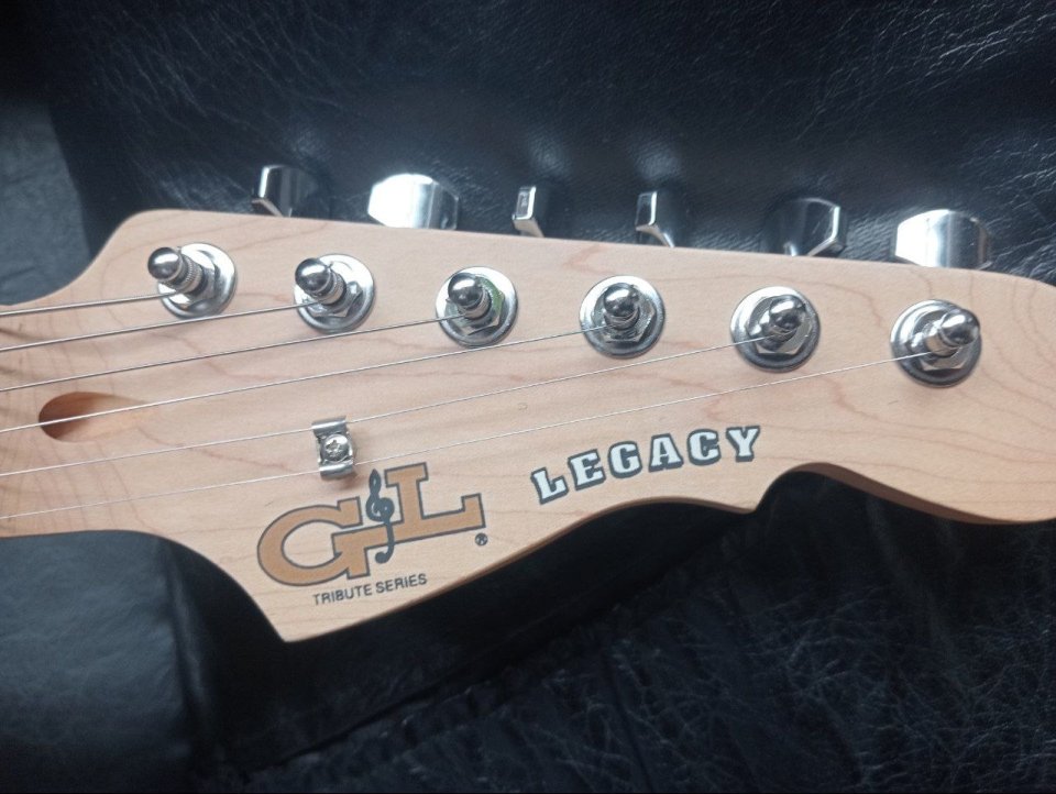 G&L Tribute Legacy Natural