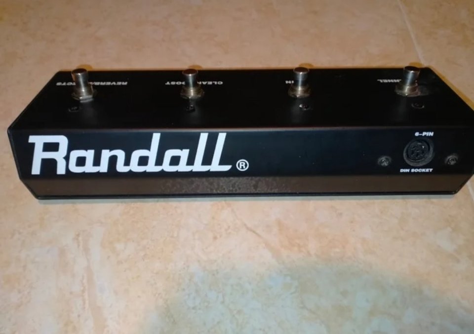 Footswitch amplificador Randall de segunda mano · Foto 2 de 3 · Murcia · 90 €