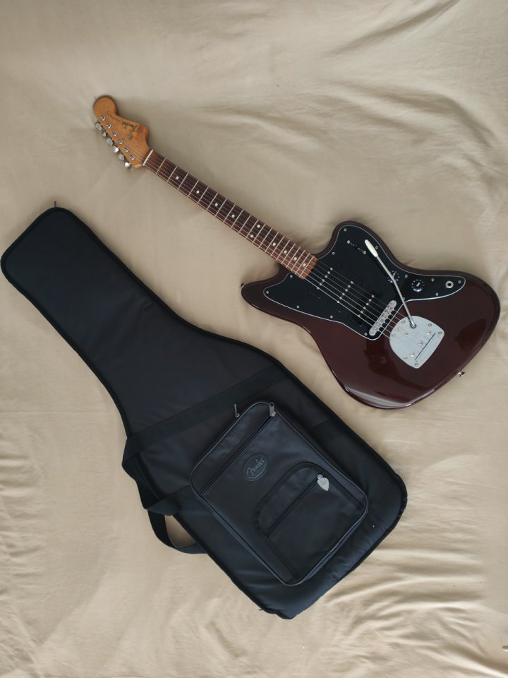Fender Jazzmaster Noventa Walnut