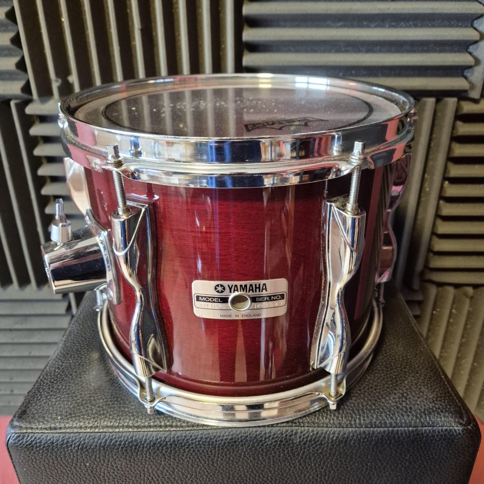 Tom 10" YAMAHA 9000 Recording Custom Cherry Wood de segunda mano · Foto 1 de 9 · Cantabria · 750 €