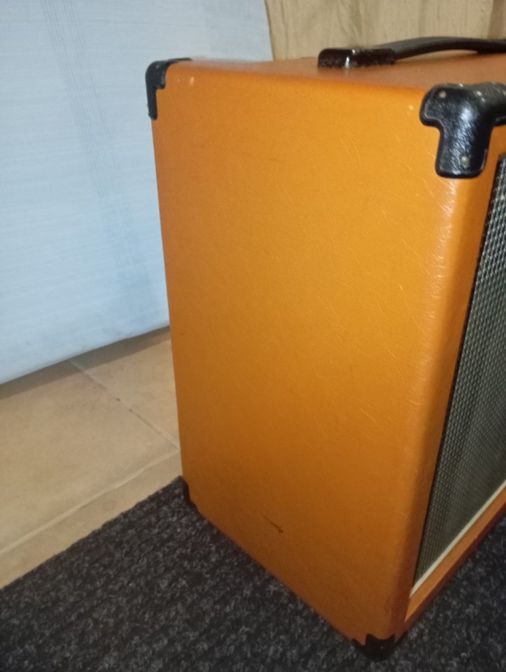 Roland Cube 100 Vintage de segunda mano · Foto 6 de 10 · Girona · 350 €