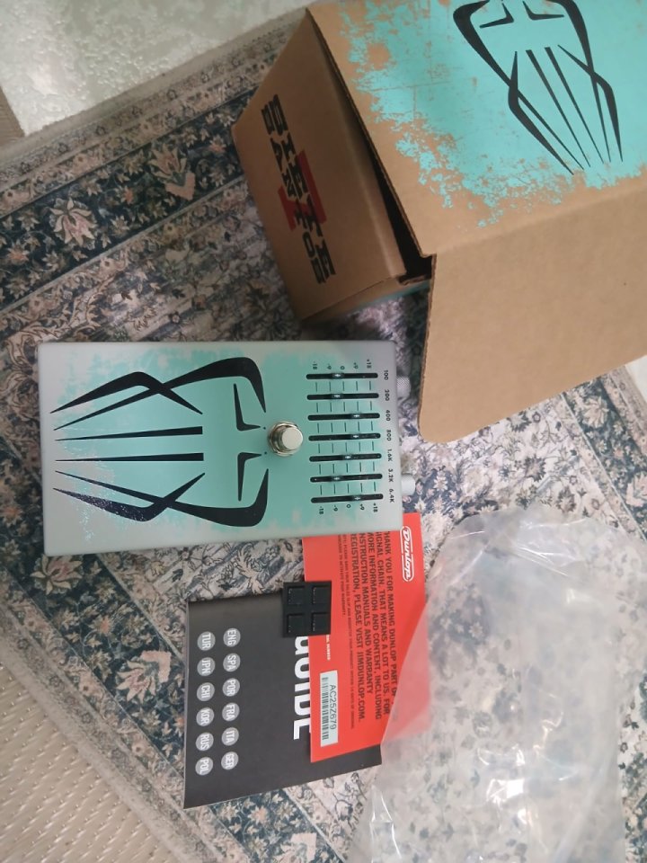 Siete Santos Octavio Fuzz, el pedal signature de Billy Gibbons de segunda mano · Foto 3 de 6 · Murcia · 210 €