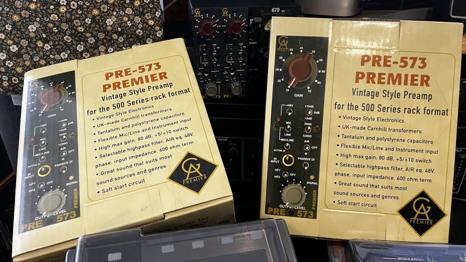 Pareja de previos Golden Age Premier Pre 573