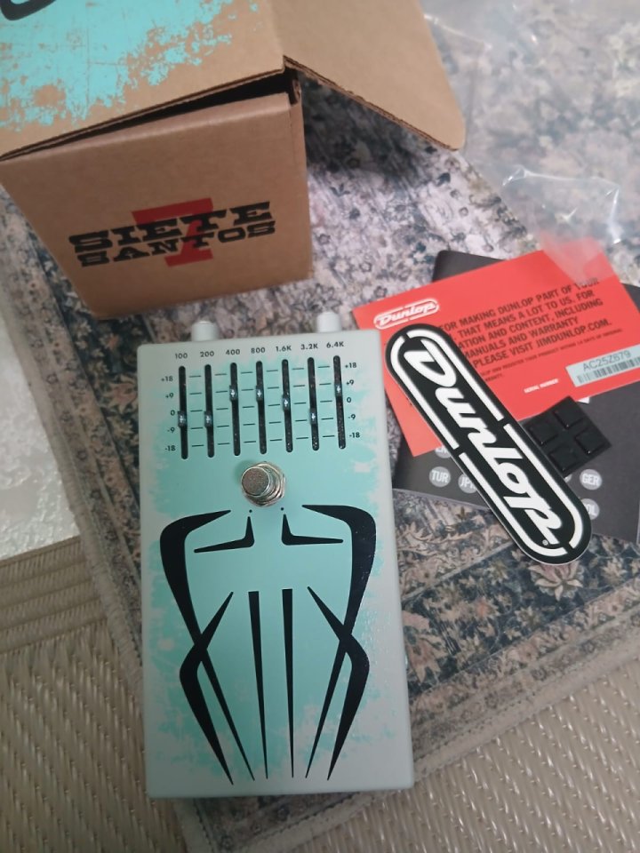 Siete Santos Octavio Fuzz, el pedal signature de Billy Gibbons de segunda mano · Foto 4 de 6 · Murcia · 210 €