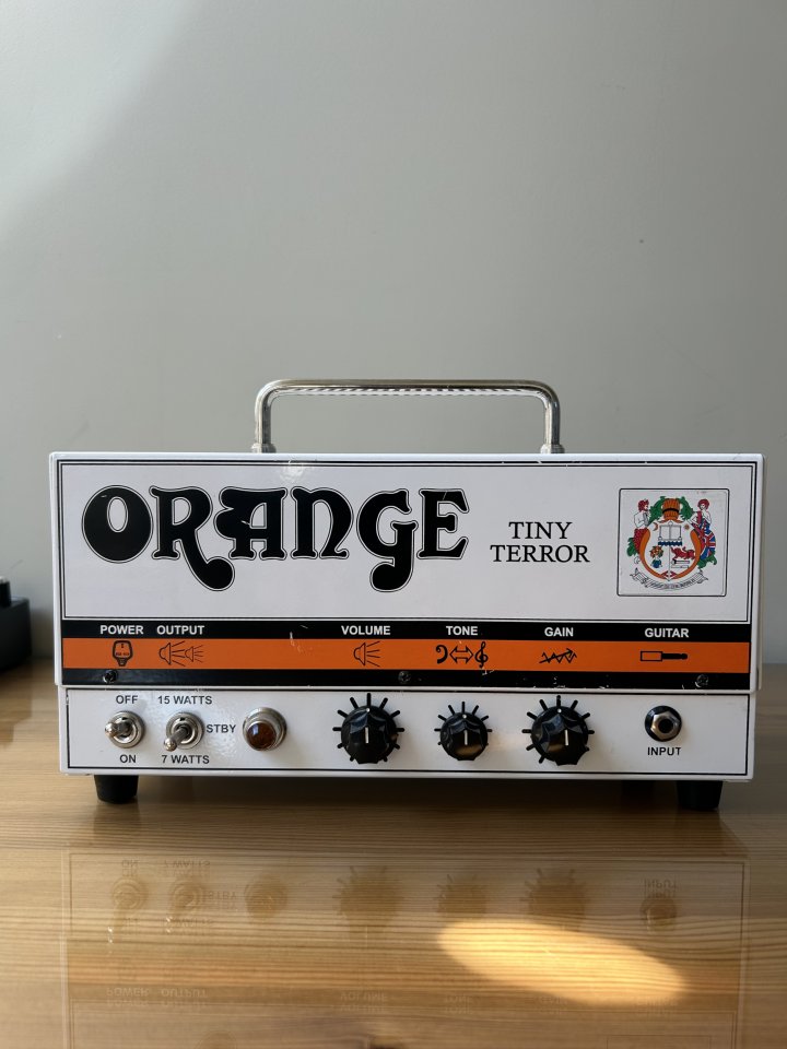 Orange Tiny Terror 7/15W Amplificador