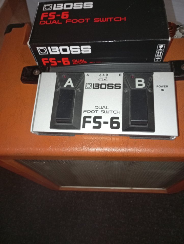 Roland Cube 100 Vintage de segunda mano · Foto 10 de 10 · Girona · 350 €