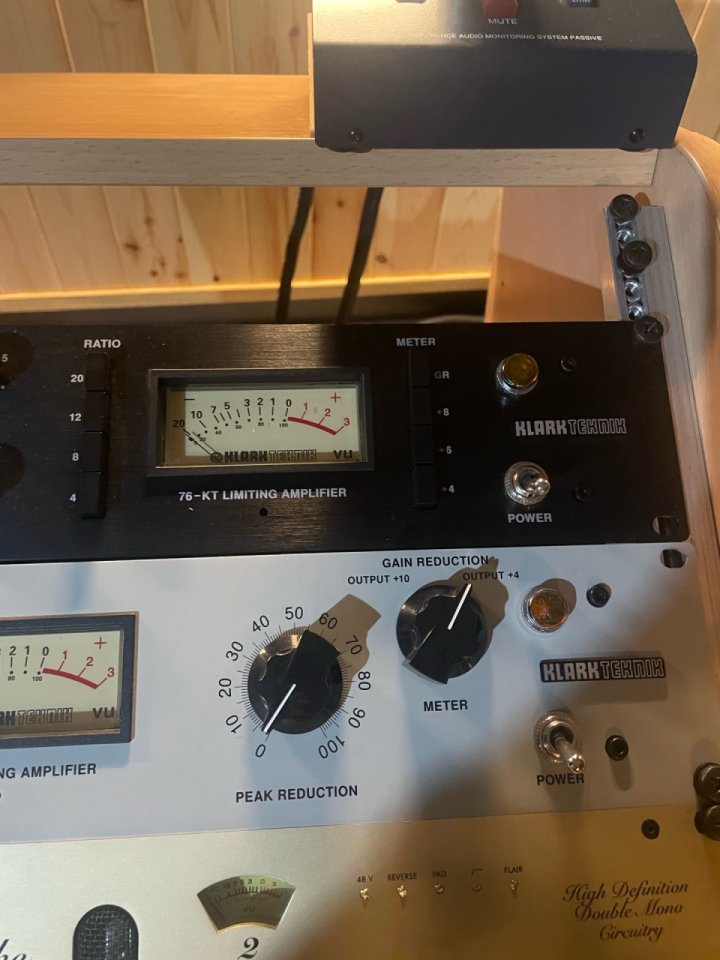 Klark teknik 1176 de segunda mano · Foto 2 de 3 · Araba · 100 €