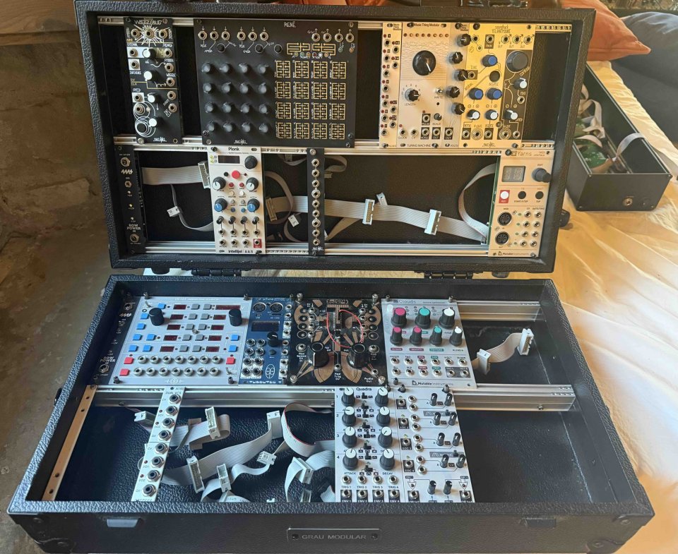 Vendo Modulos Eurorack + Grau Modular 12U Case 104HP de segunda mano · Foto 1 de 6 · Girona · 4500 €