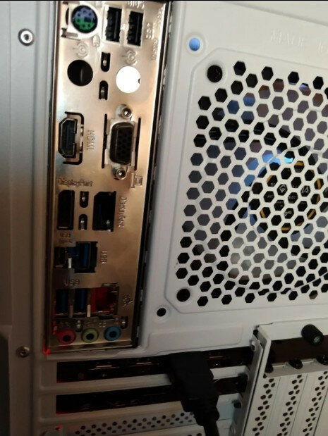 Pc gaming i5 12400 Rx 6600 16gb RAM