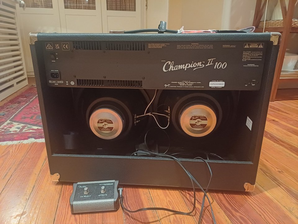 Fender Champion II 100w de segunda mano · Foto 5 de 5 · Gipuzkoa · 350 €
