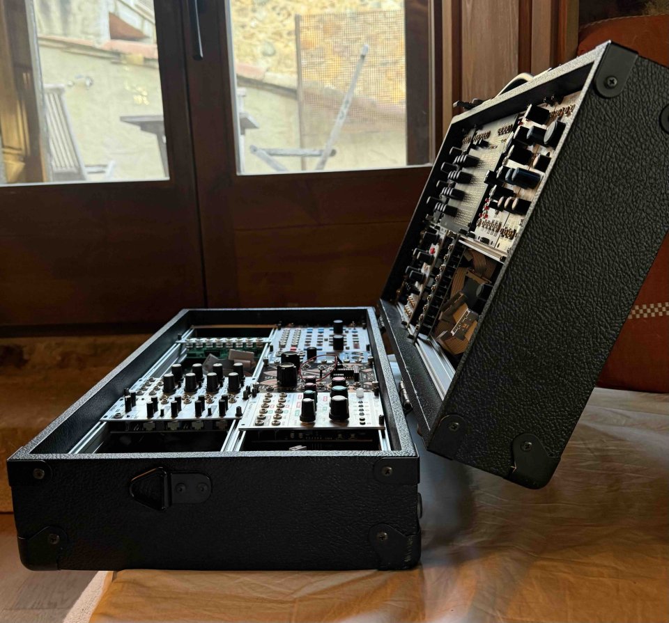 Vendo Modulos Eurorack + Grau Modular 12U Case 104HP de segunda mano · Foto 2 de 6 · Girona · 4500 €