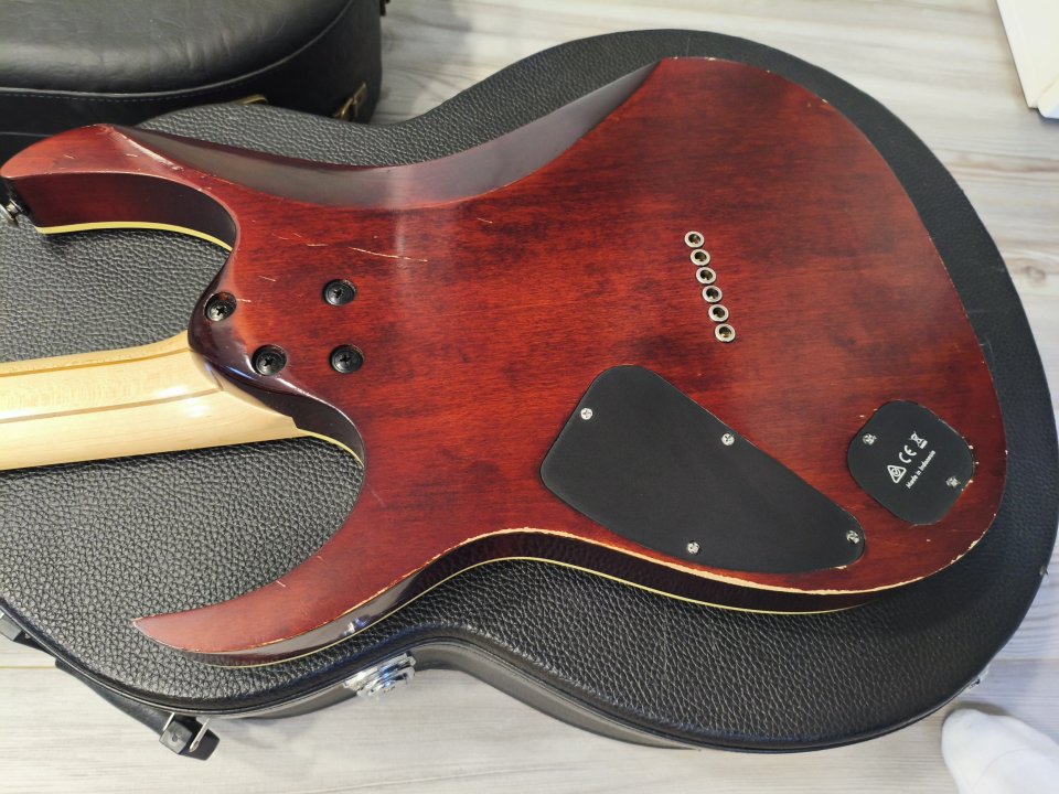 Ibanez premium rg 721 fm