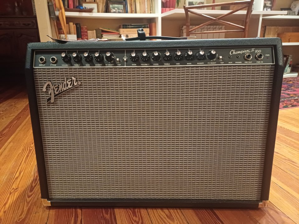 Fender Champion II 100w de segunda mano · Foto 4 de 5 · Gipuzkoa · 350 €