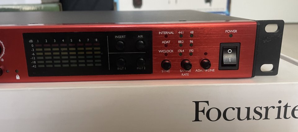 Focusrite Clarett Octo Pre de segunda mano · Foto 4 de 7 · Girona · 350 €