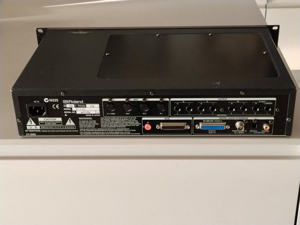 Roland XV 5080 de segunda mano · Foto 3 de 4 · Barcelona · 500 €