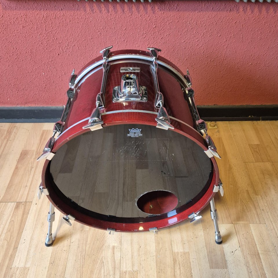 Bombo 20" YAMAHA 9000 Recording Custom Cherry Wood de segunda mano · Foto 1 de 8 · Cantabria · 1250 €