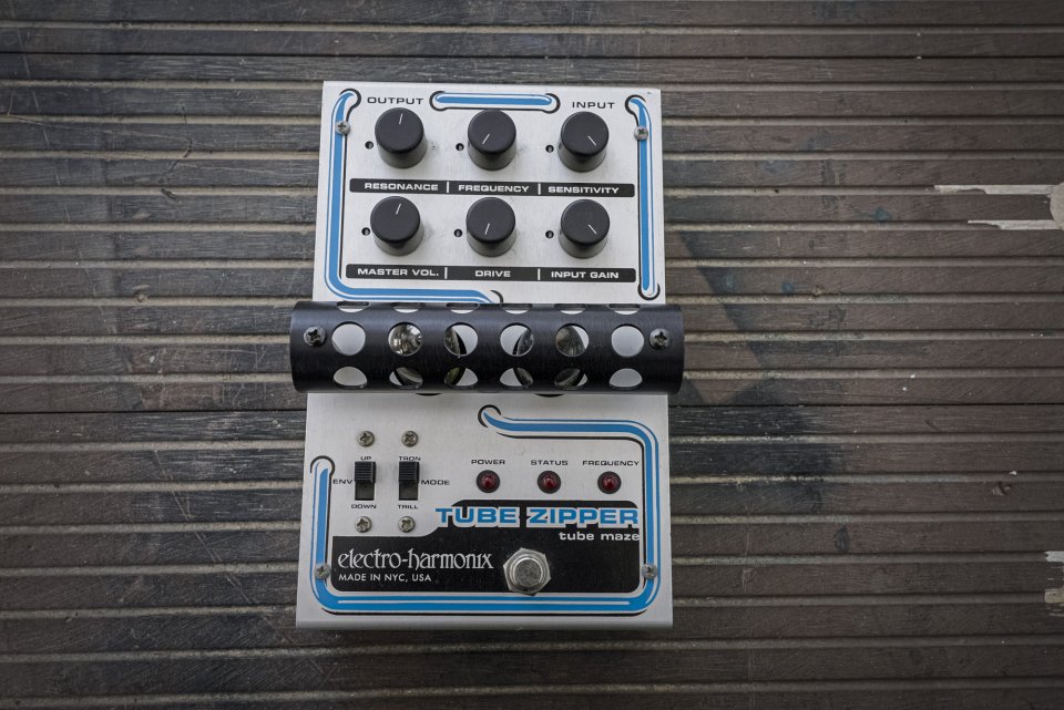 EHX Tube Zipper Filtro/Distortion de segunda mano · Foto 1 de 4 · Málaga · 180 €