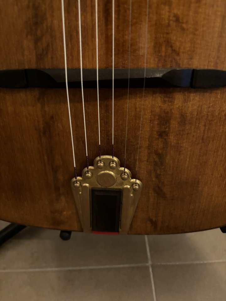 Guitarra manouche gipsy jazz de segunda mano · Foto 4 de 7 · Cádiz · 1500 €