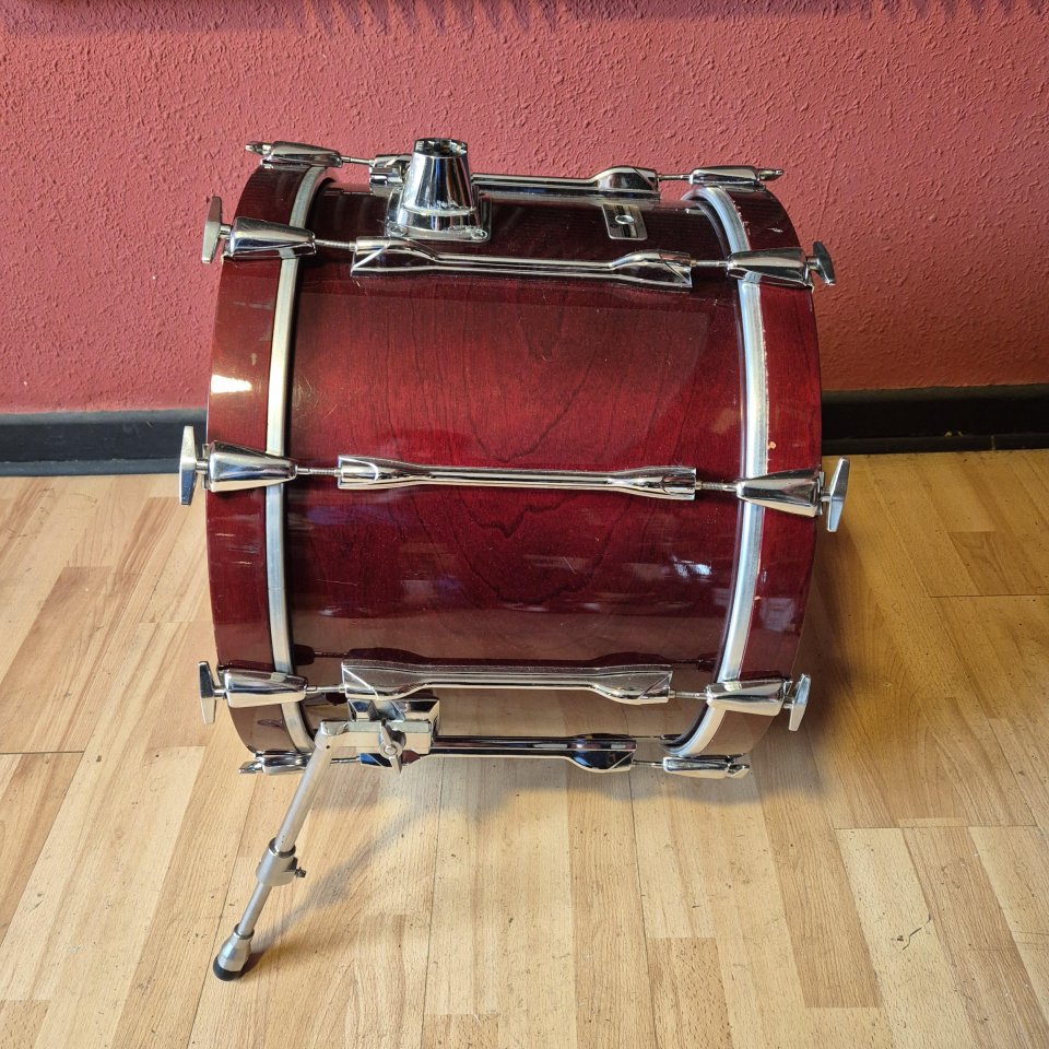 Bombo 20" YAMAHA 9000 Recording Custom Cherry Wood de segunda mano · Foto 2 de 8 · Cantabria · 1250 €