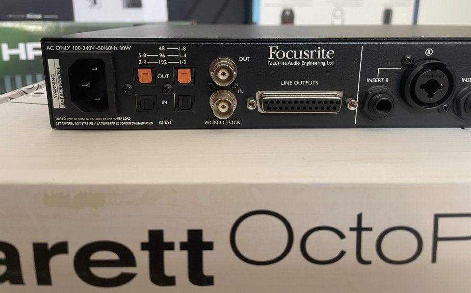 Focusrite Clarett Octo Pre de segunda mano · Foto 6 de 7 · Girona · 350 €