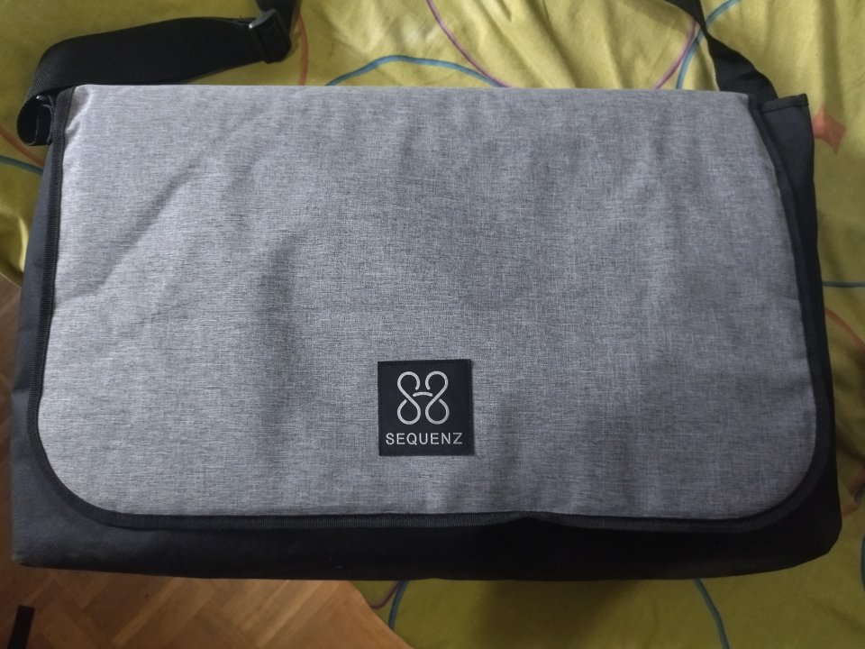 Korg Opsix + funda de segunda mano · Foto 3 de 3 · Madrid · 400 €
