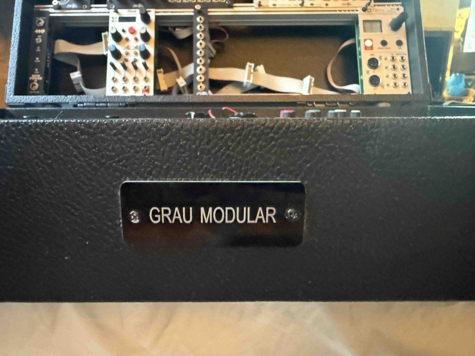 Vendo Modulos Eurorack + Grau Modular 12U Case 104HP de segunda mano · Foto 6 de 6 · Girona · 4500 €