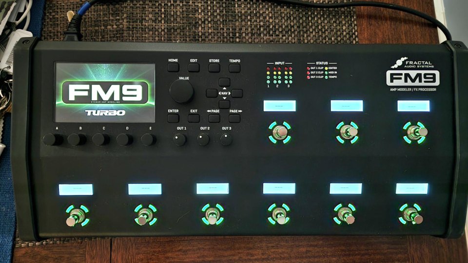 Fractal Audio FM9 Turbo+Cab packs & IRs extra