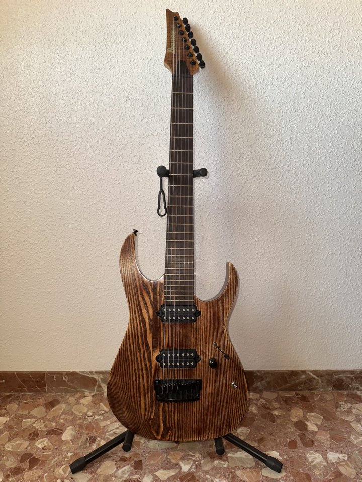 Ibanez RGIXL7 ABL de segunda mano · Foto 1 de 7 · Almería · 1000 €