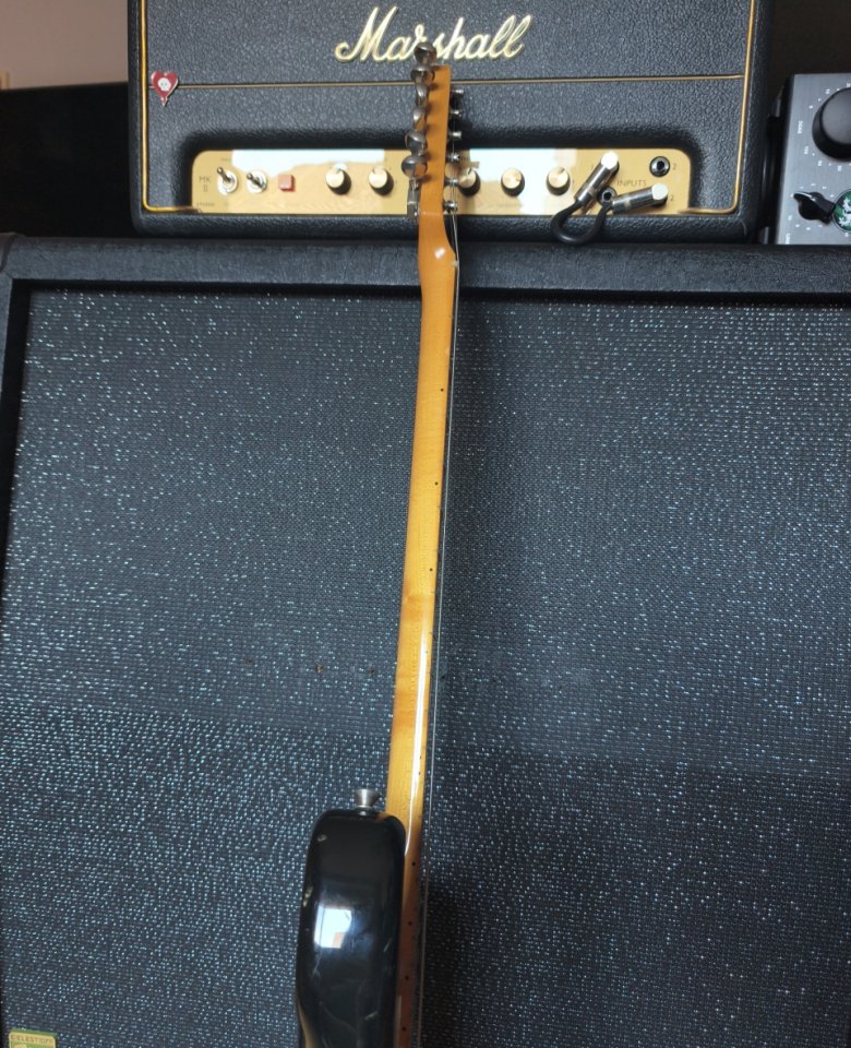 Fernandes The Revival RST-38 Stratocaster R-8 de segunda mano · Foto 3 de 10 · Zaragoza · 625 €