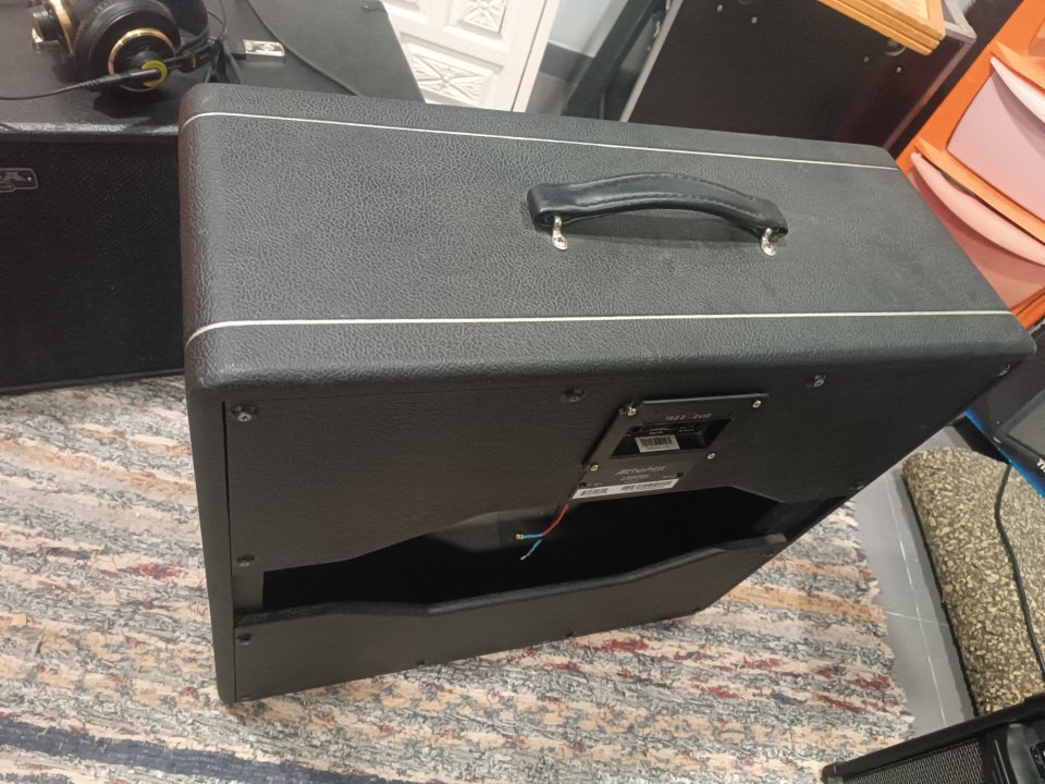 Caja 2x12 Bogner alchemist