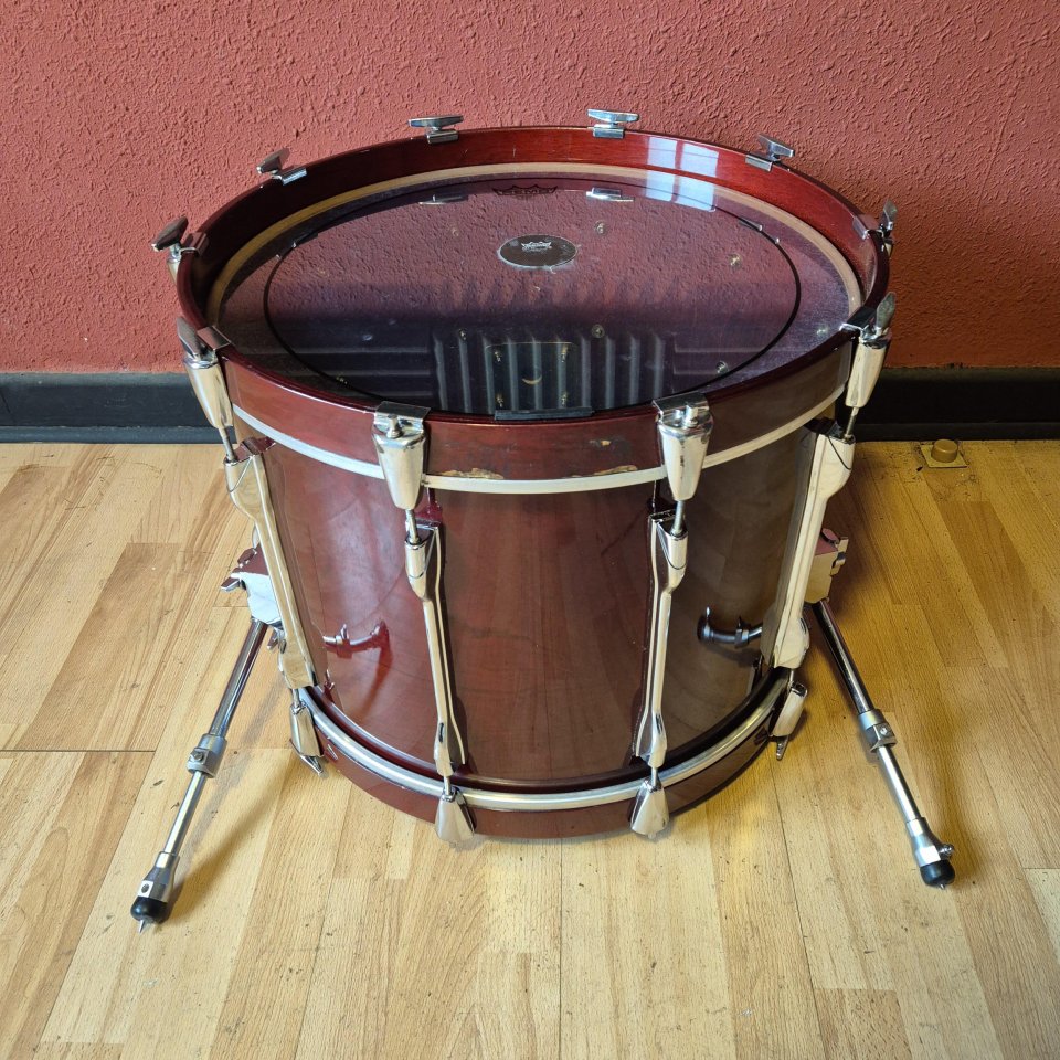 Bombo 20" YAMAHA 9000 Recording Custom Cherry Wood de segunda mano · Foto 5 de 8 · Cantabria · 1250 €