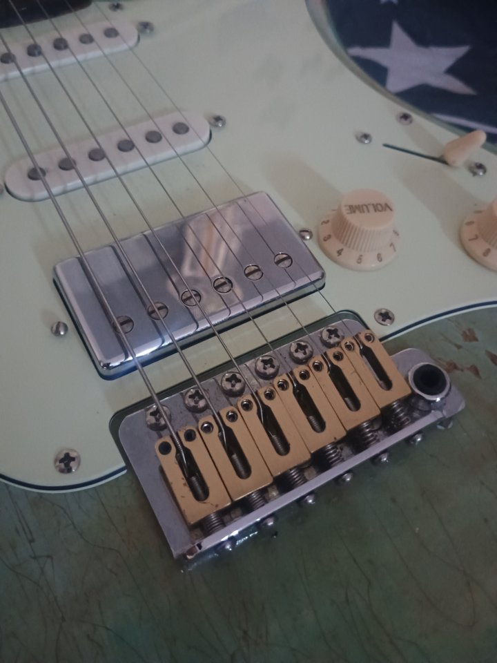 Stratocaster Layla Guitars de segunda mano · Foto 4 de 10 · Barcelona · 1400 €